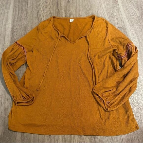 Old Navy Tops - Old navy mustard gold cut out sleeve blouse small